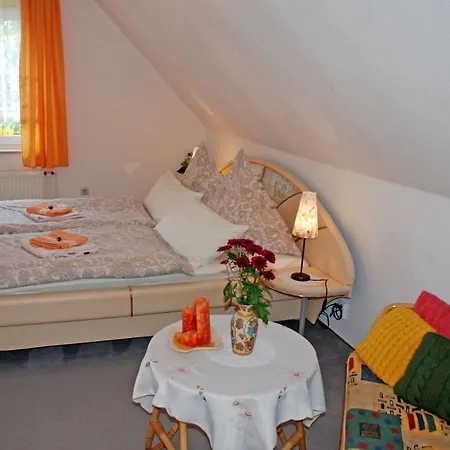 Zum Igelbau *